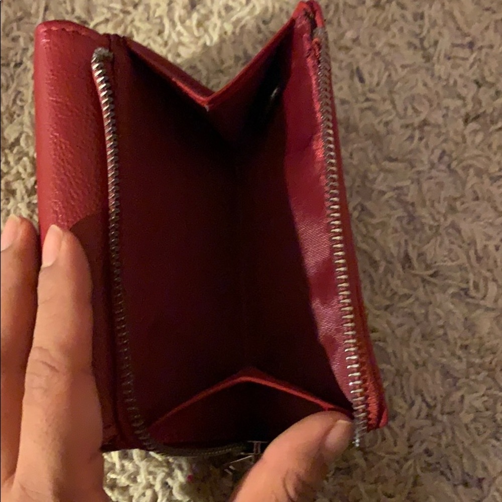Red Wallet - Picture 6 of 6
